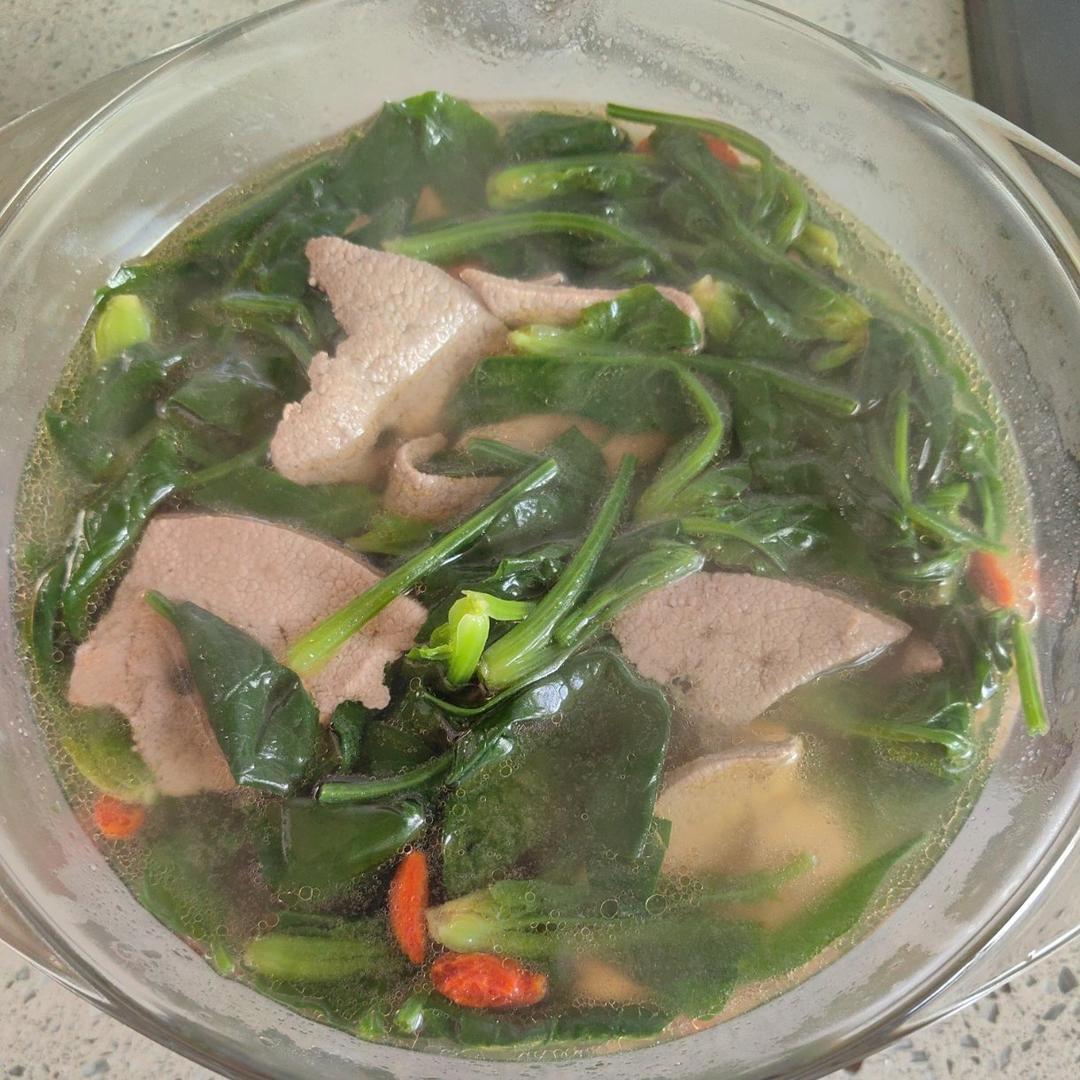 菠菜猪肝汤
