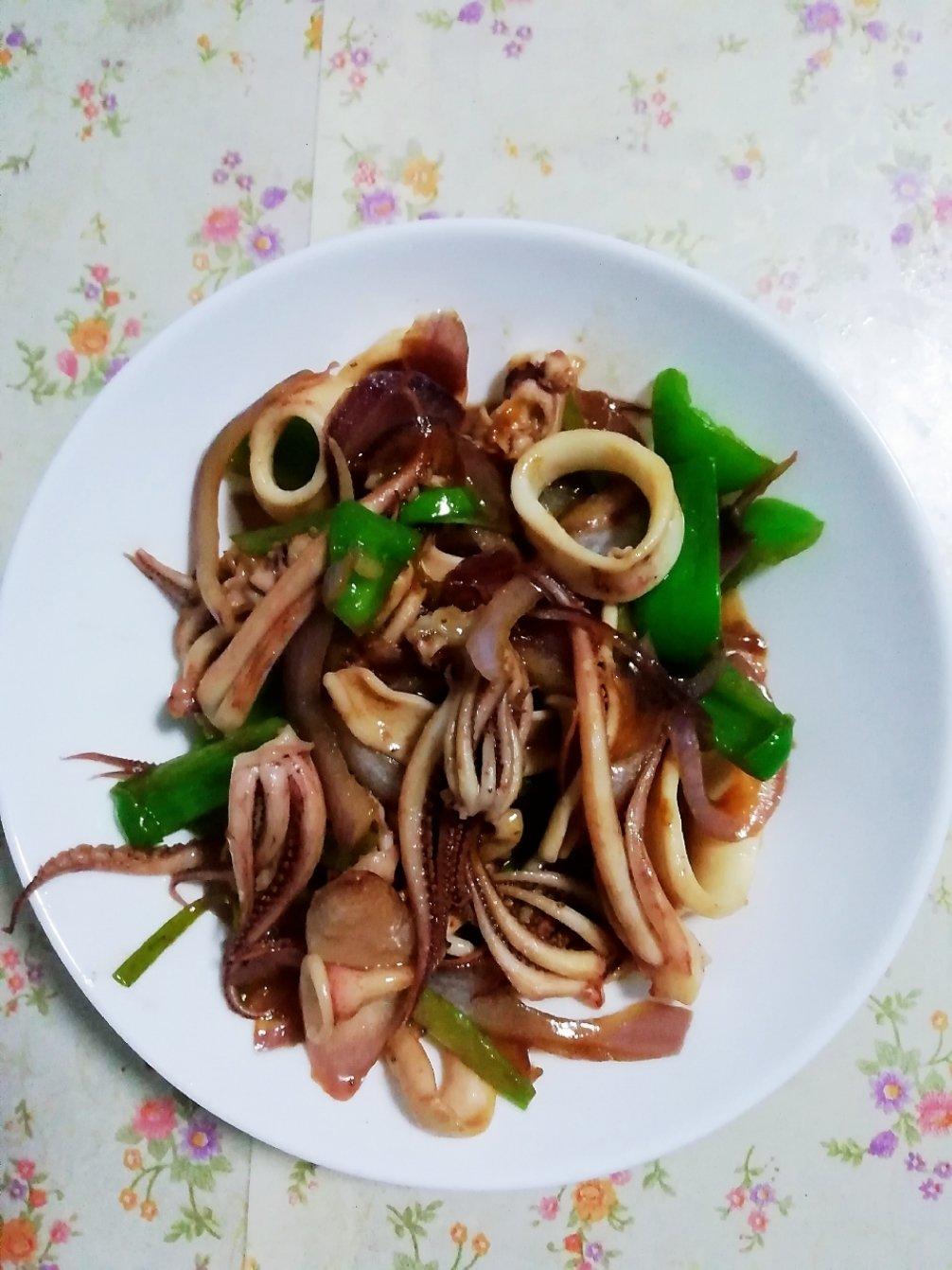 爆炒鱿鱼