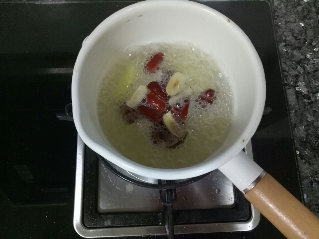 红枣姜红糖水的做法 步骤5