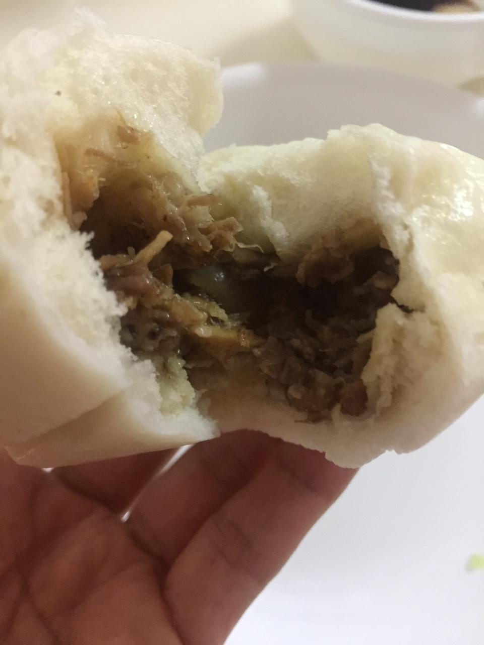 卤肉包