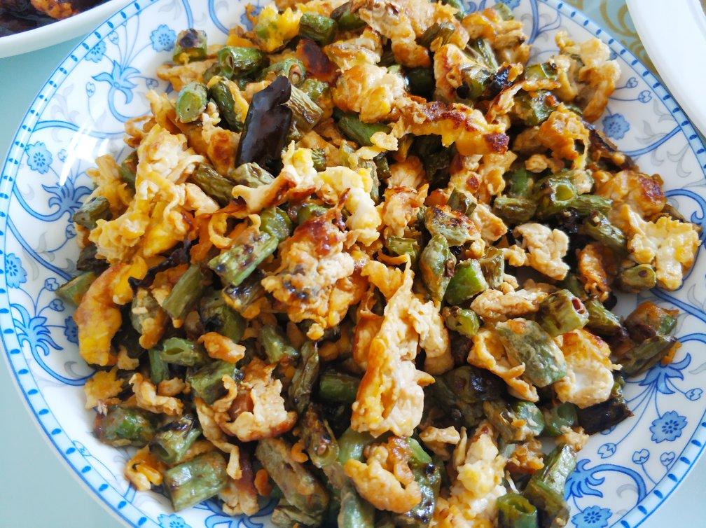 豆角炒鸡蛋