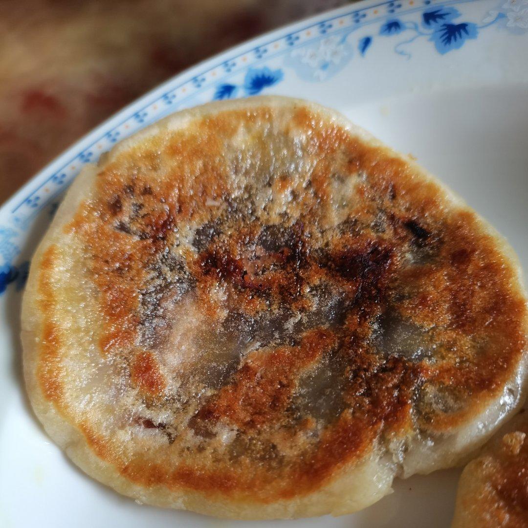 linlywang做的发面糯米豆沙饼