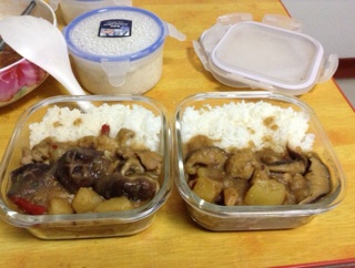 土豆炖鸡块