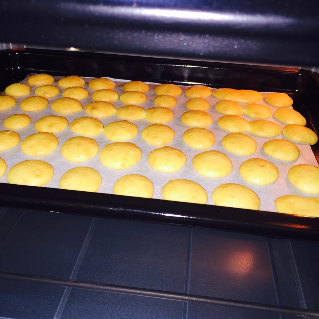 酥脆蛋香小饼干