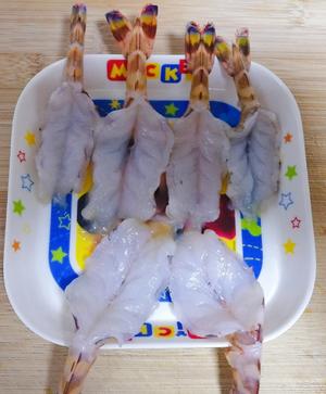 天妇罗竹节虾的做法 步骤2