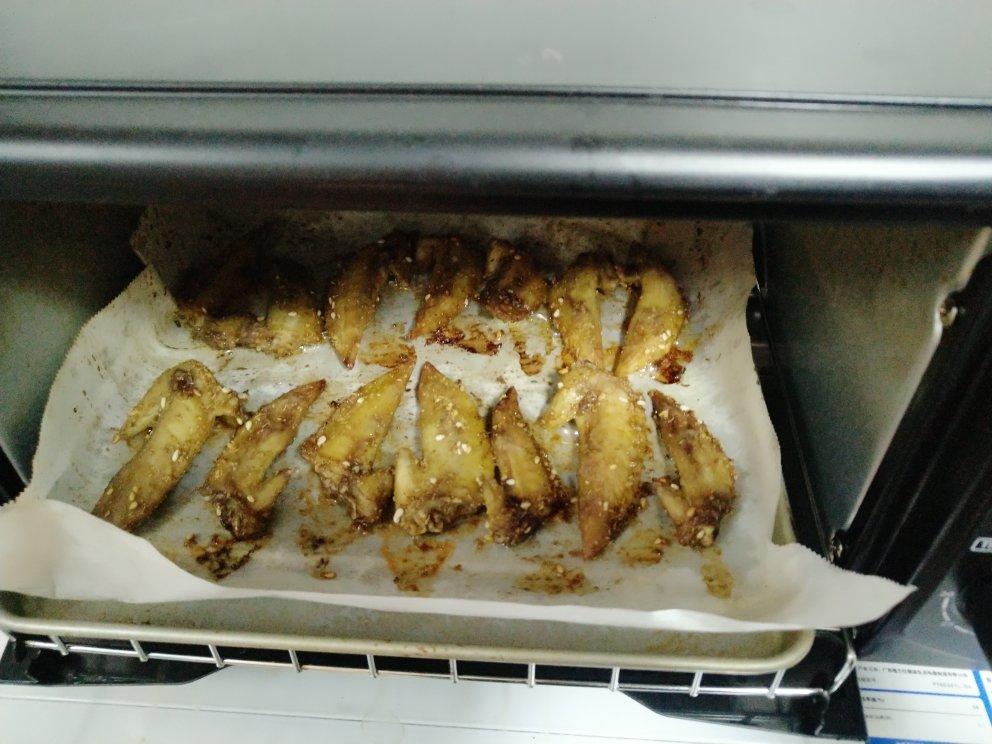烤箱版鸡翅尖傻瓜操作好吃的停不下来