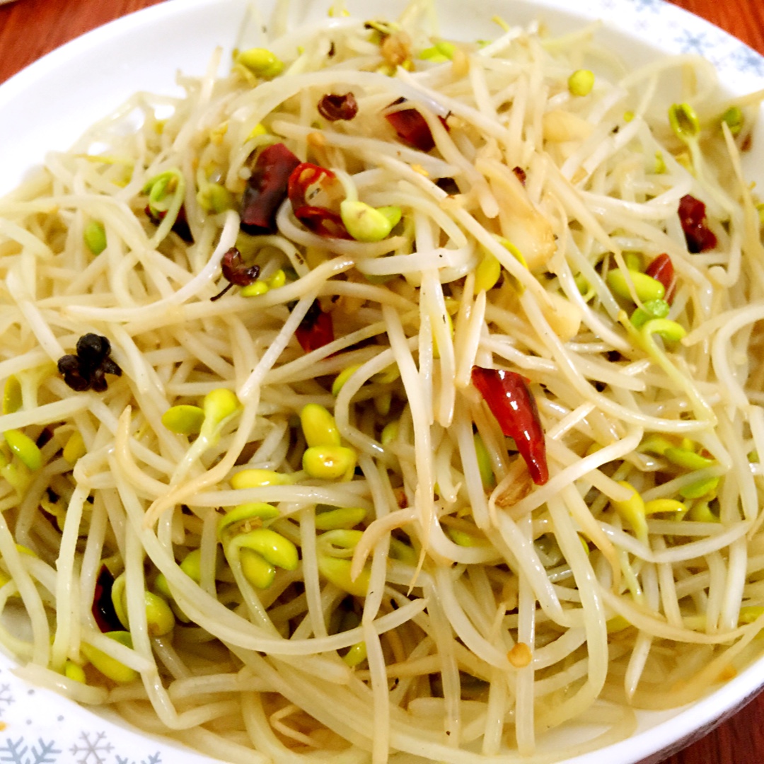 素炒黄豆芽