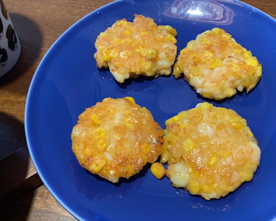 有颜值还健康的玉米虾饼，做法简单又好吃，一学就会