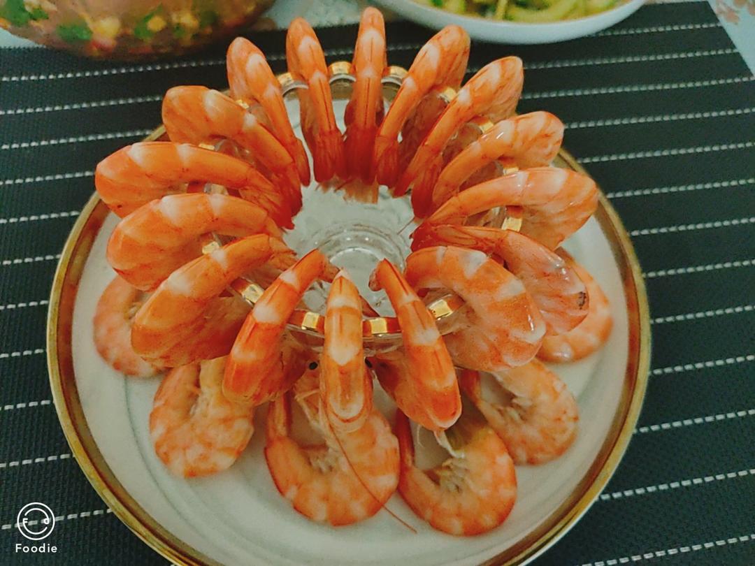 白灼虾的简单做法【分享美丽壮观的摆盘】