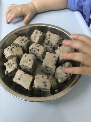 宝宝辅食-蓝莓山药糕的做法 步骤7