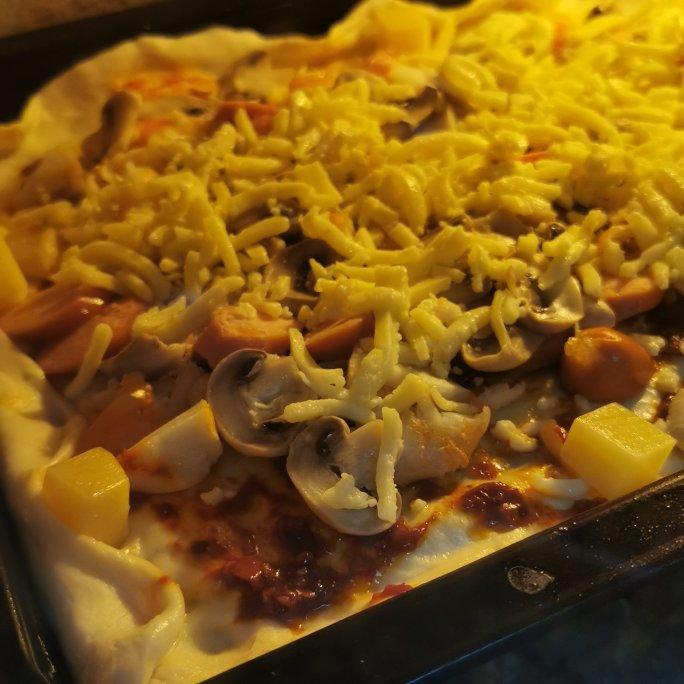 薄脆披萨（附五星酒店饼底配方）