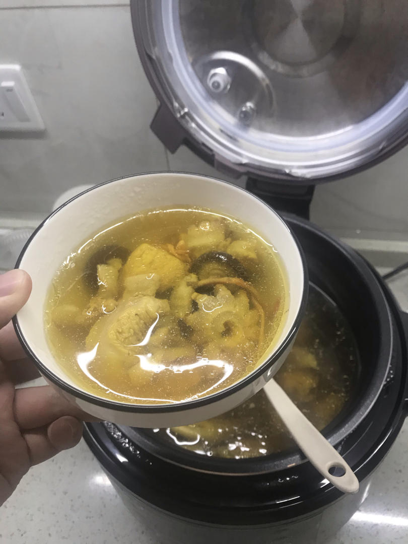 🌸虫草花鸡汤🐔