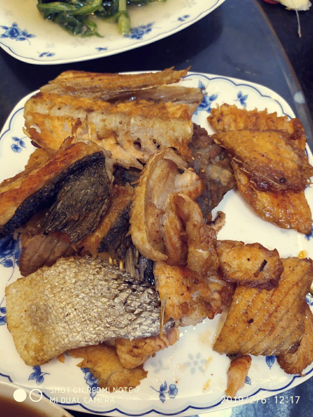 香煎三文鱼骨