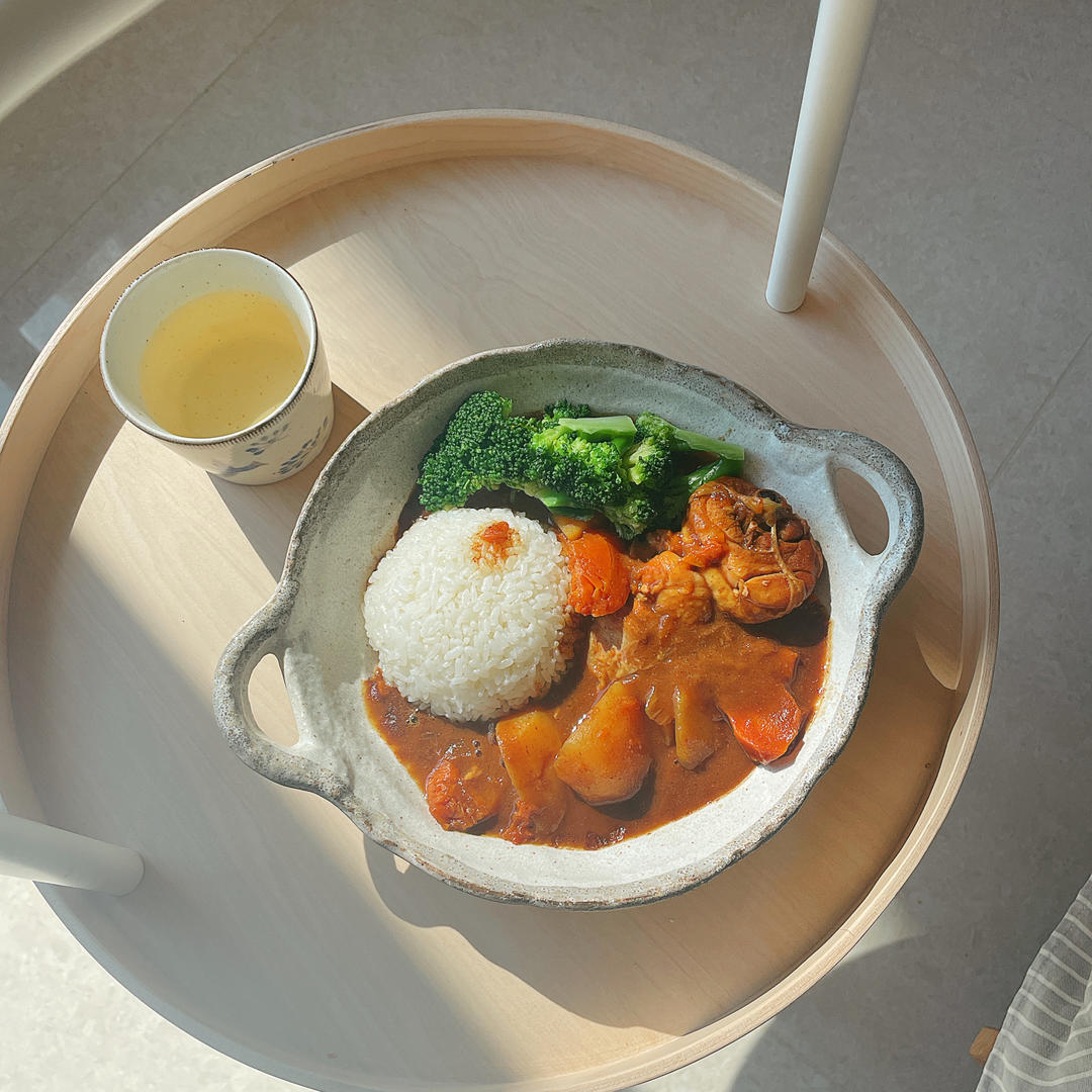 一人午食