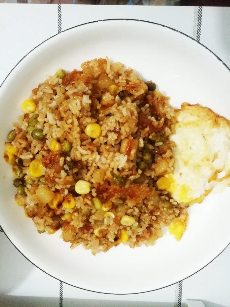 扬州炒饭（剩饭变美食，从此不剩饭）