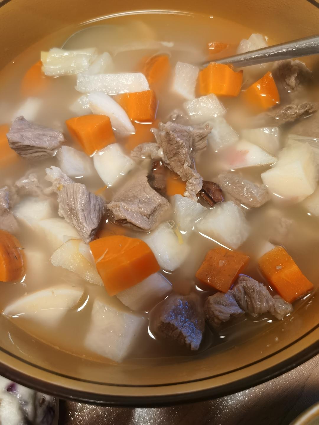 萝卜炖牛腩（牛肉）