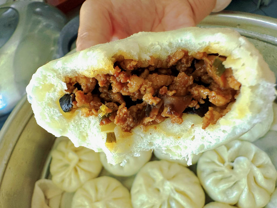 酱肉包 哎呀 太香了！