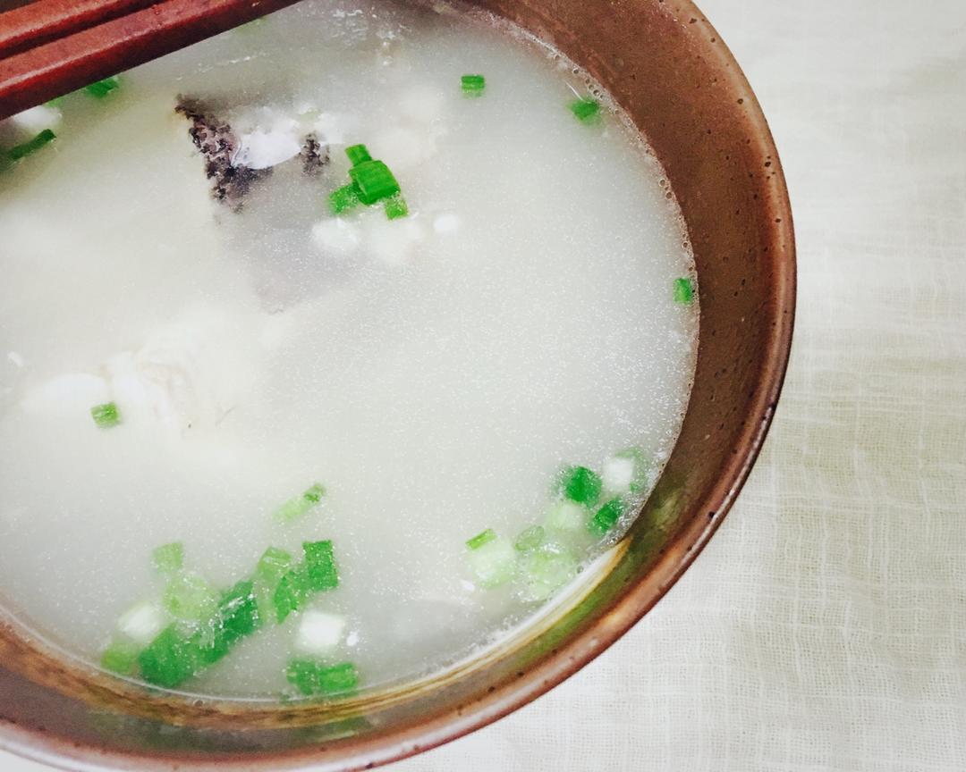 超级鲜嫩的乌鱼汤的做法