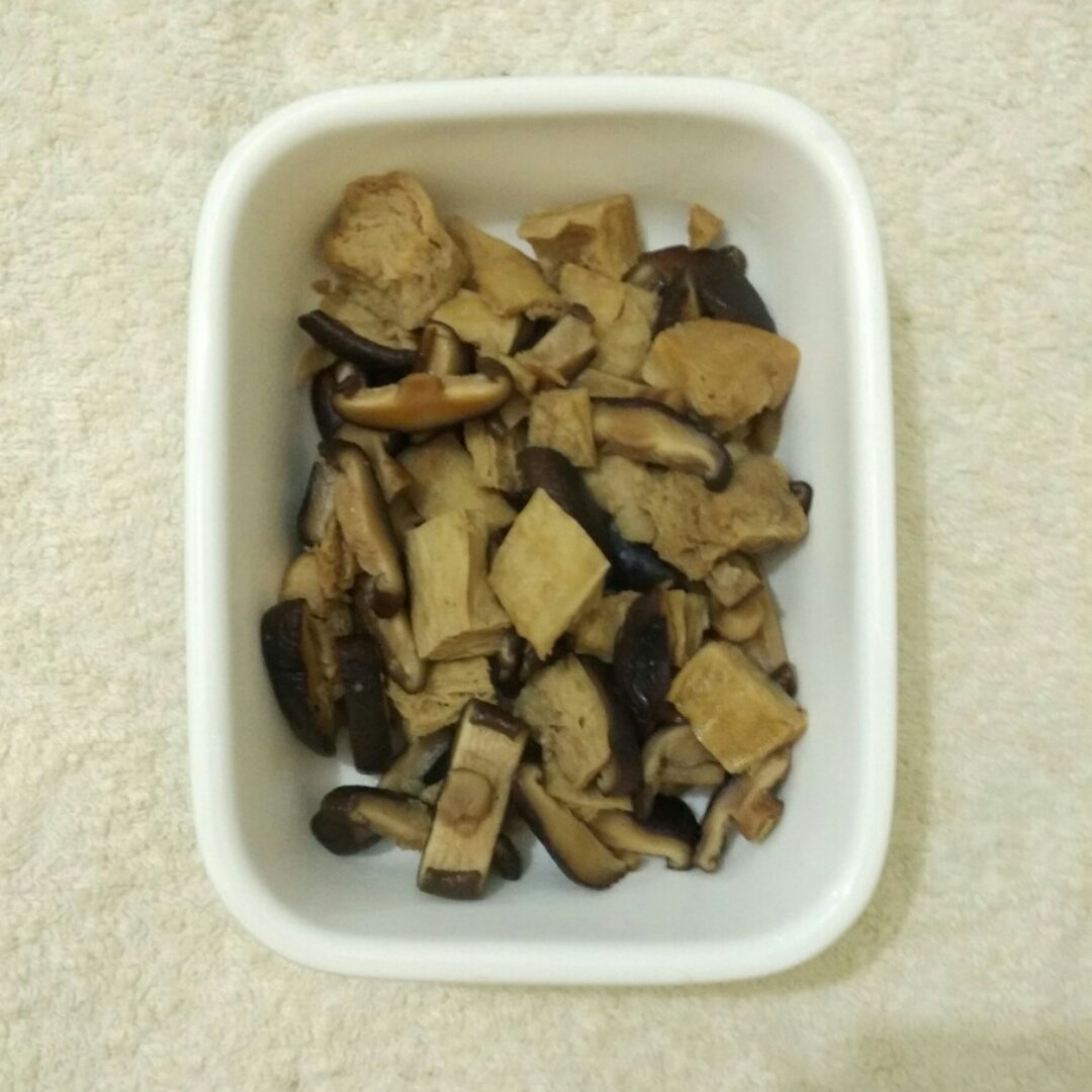 香菇烧冻豆腐