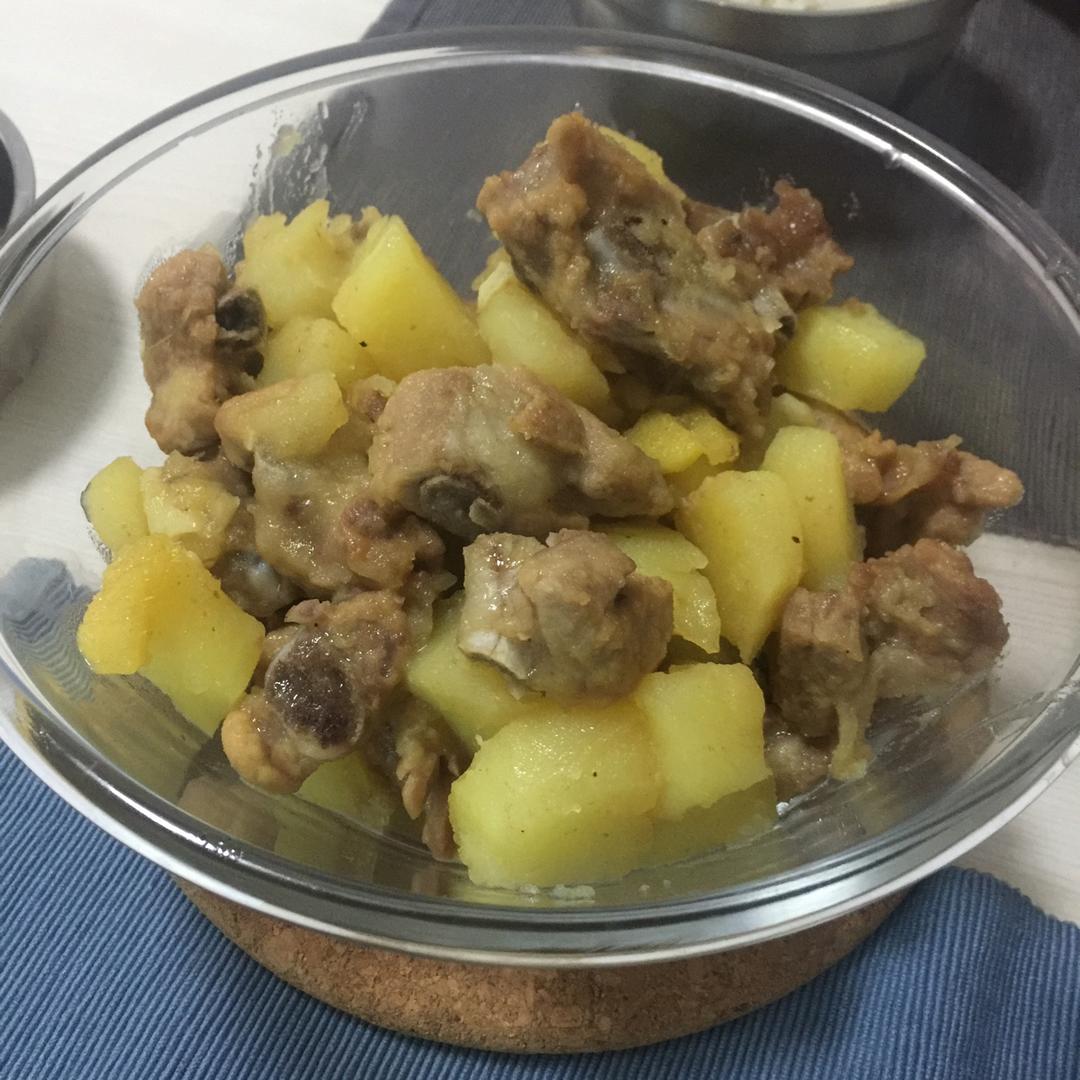 红烧排骨土豆