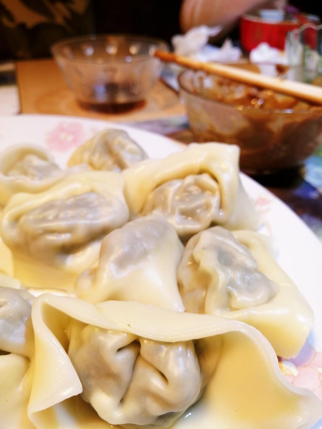 草头肉馅馄饨