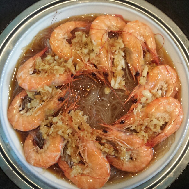 蒜蓉粉丝蒸大虾