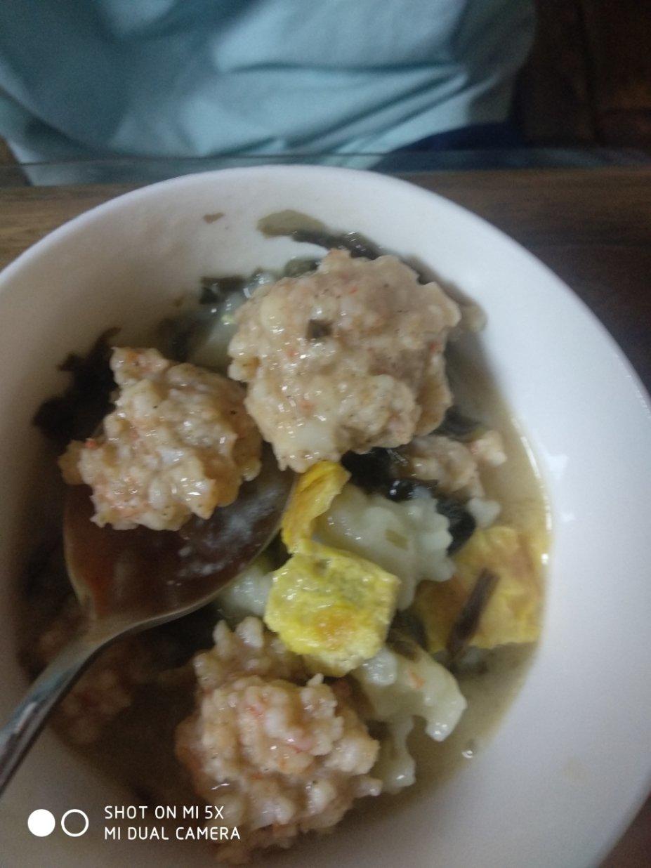 让宝宝一口就爱上的虾滑紫菜疙瘩汤