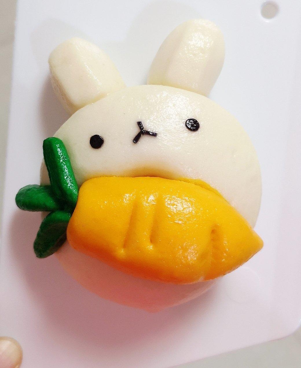 萌萌的卡通兔子馒头