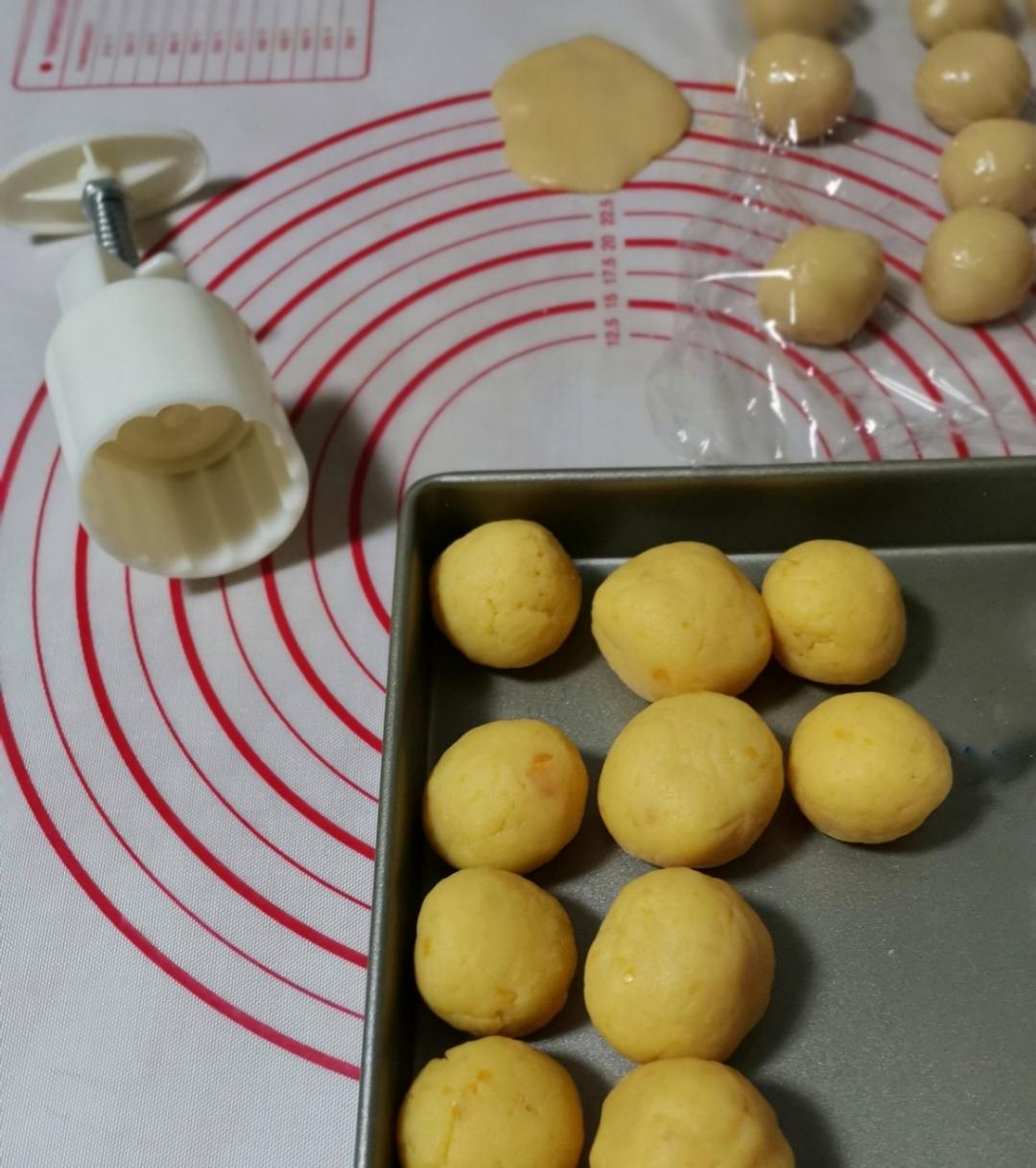 金沙奶黄月饼