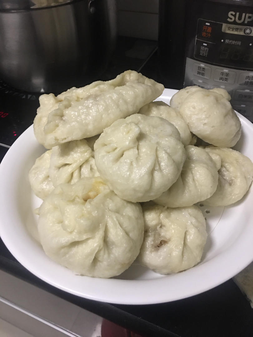 萝卜粉条麦穗包子Turnip & GlassNoodle Steamed Dumplings