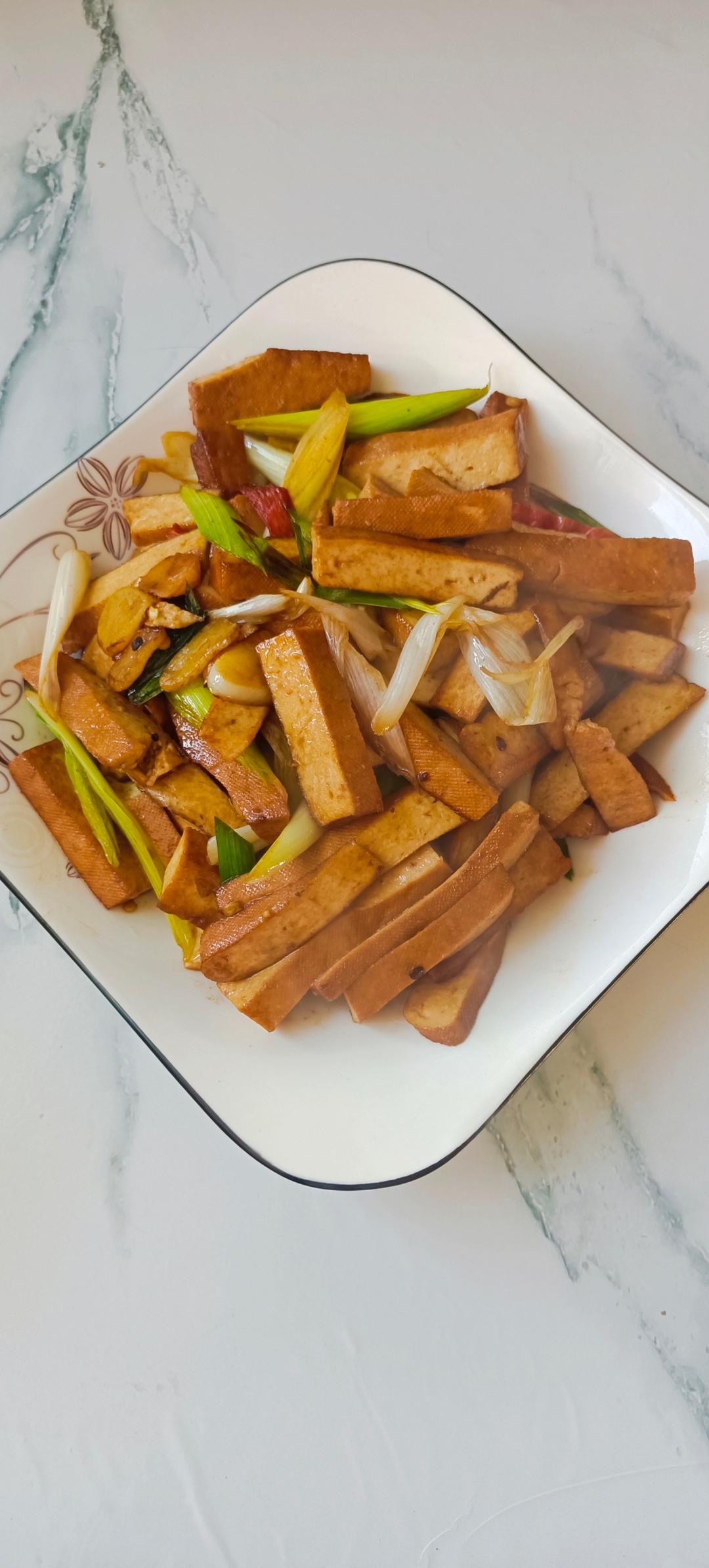 豆干炒蒜苗