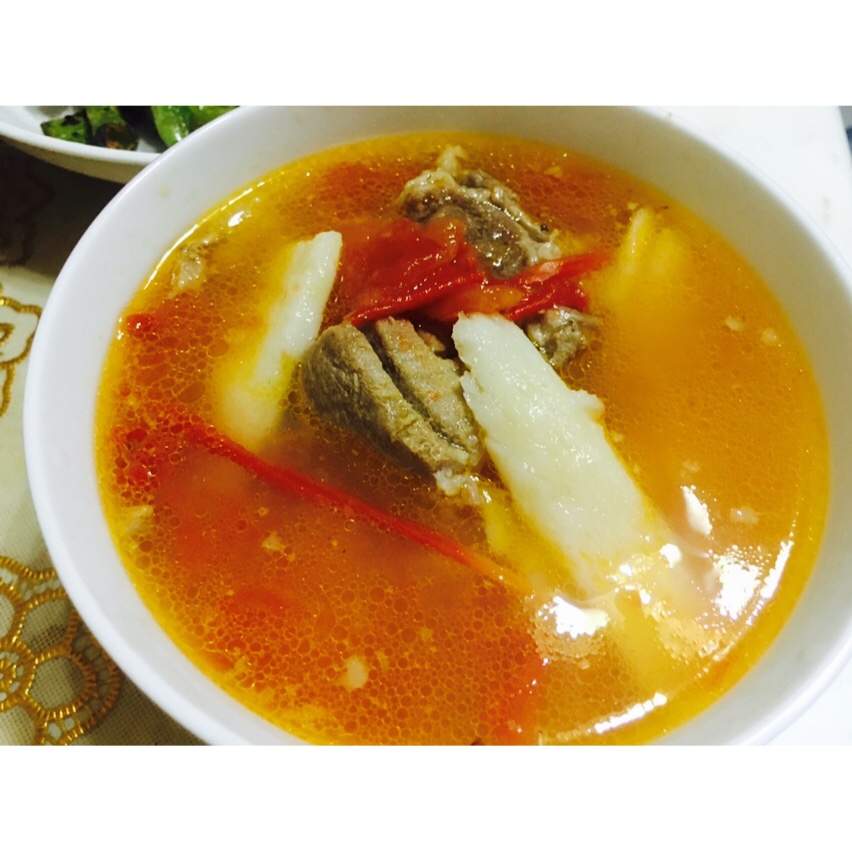 番茄山药小排汤