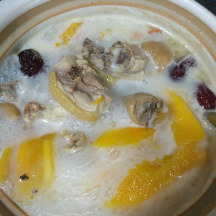 牛奶木瓜鸡煲