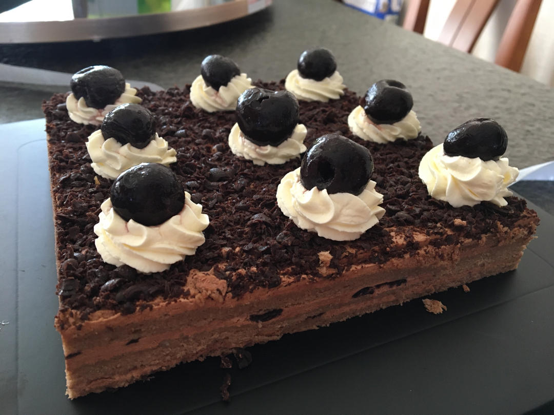 暴脾气55做的黑森林蛋糕 6寸
