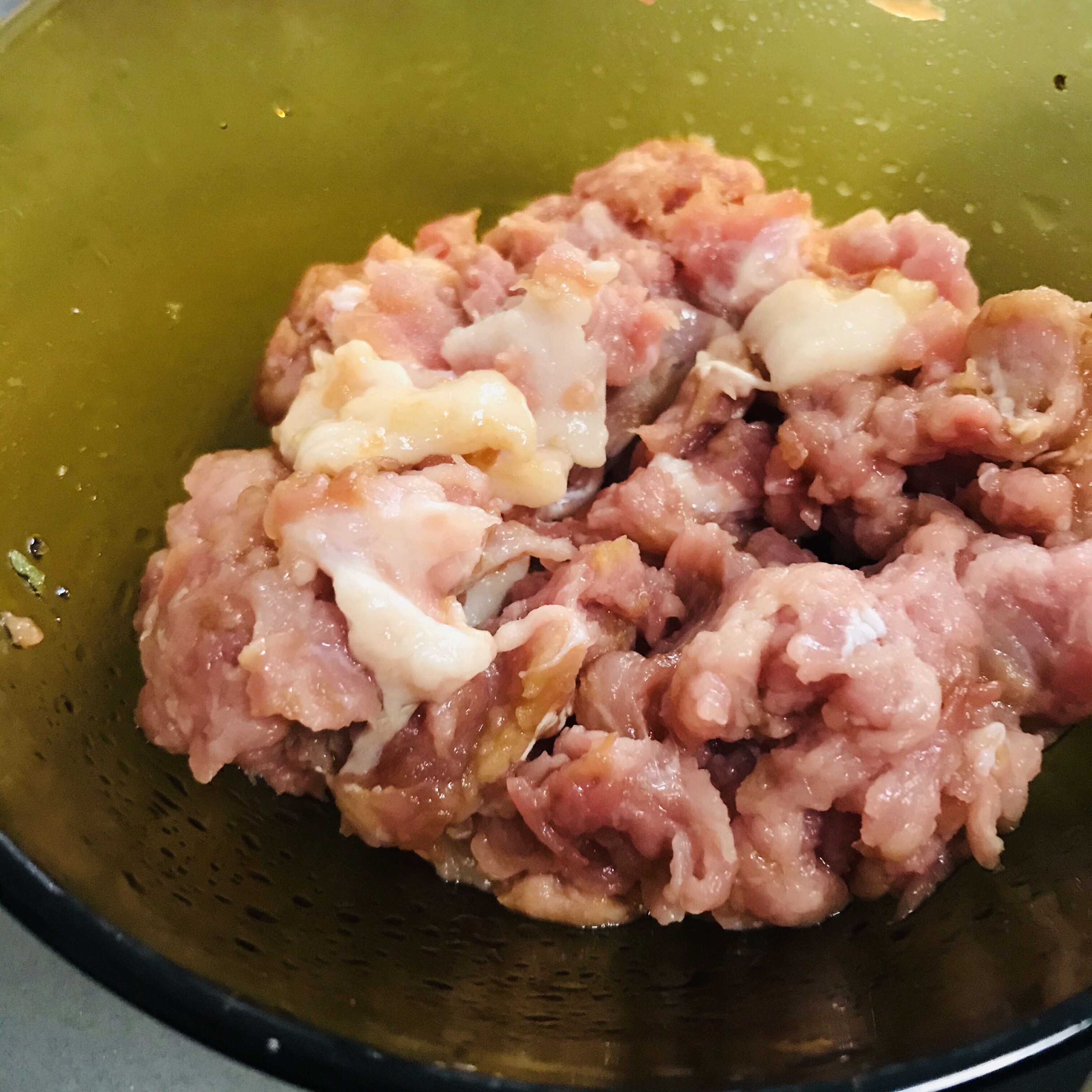 小美版皮蛋瘦肉粥的做法 步骤1