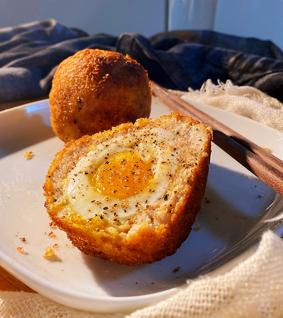 日本网红居酒屋的招牌菜品——苏格兰溏心蛋
