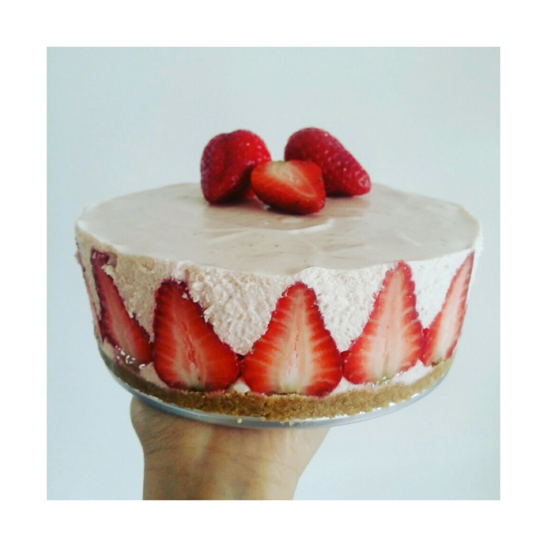 【视频】草莓慕斯蛋糕（6寸）