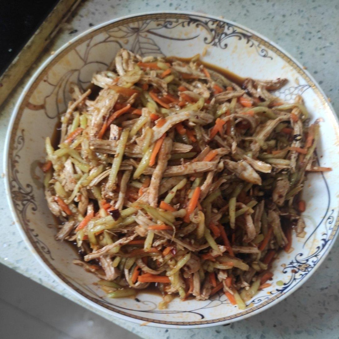 夏季清爽开胃🥒十分钟搞定🐤低脂凉拌鸡胸肉