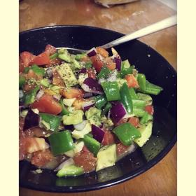 清爽开胃又低卡- 墨西哥牛油果莎莎酱 Mexican Avocado Salsa