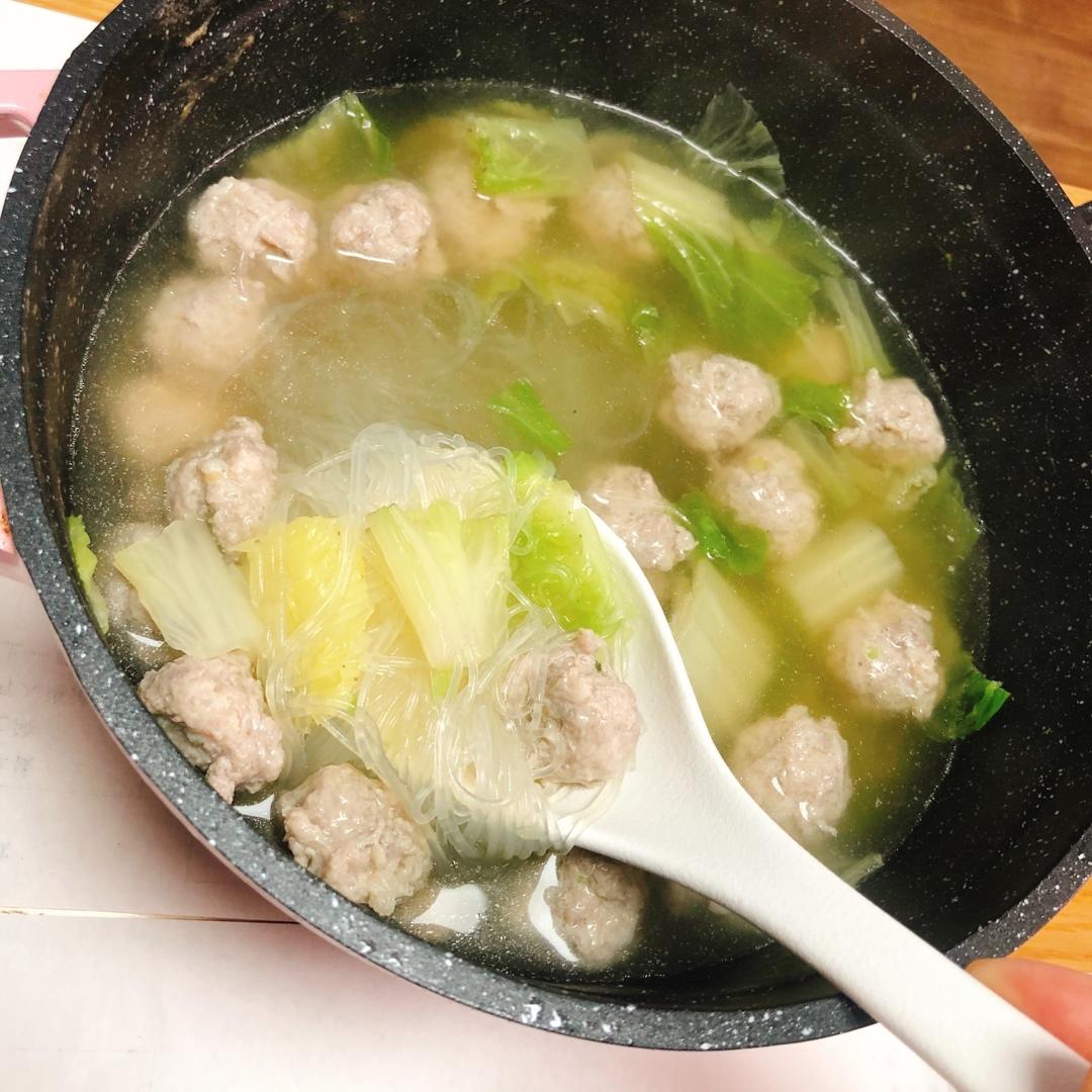 暖心又暖胃❗️萝卜粉丝丸子汤❗️冬天就爱喝这汤