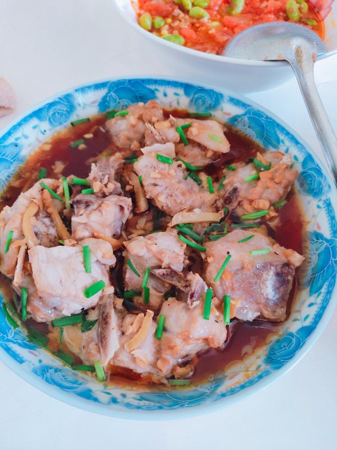 剁椒蒜蓉蒸排骨