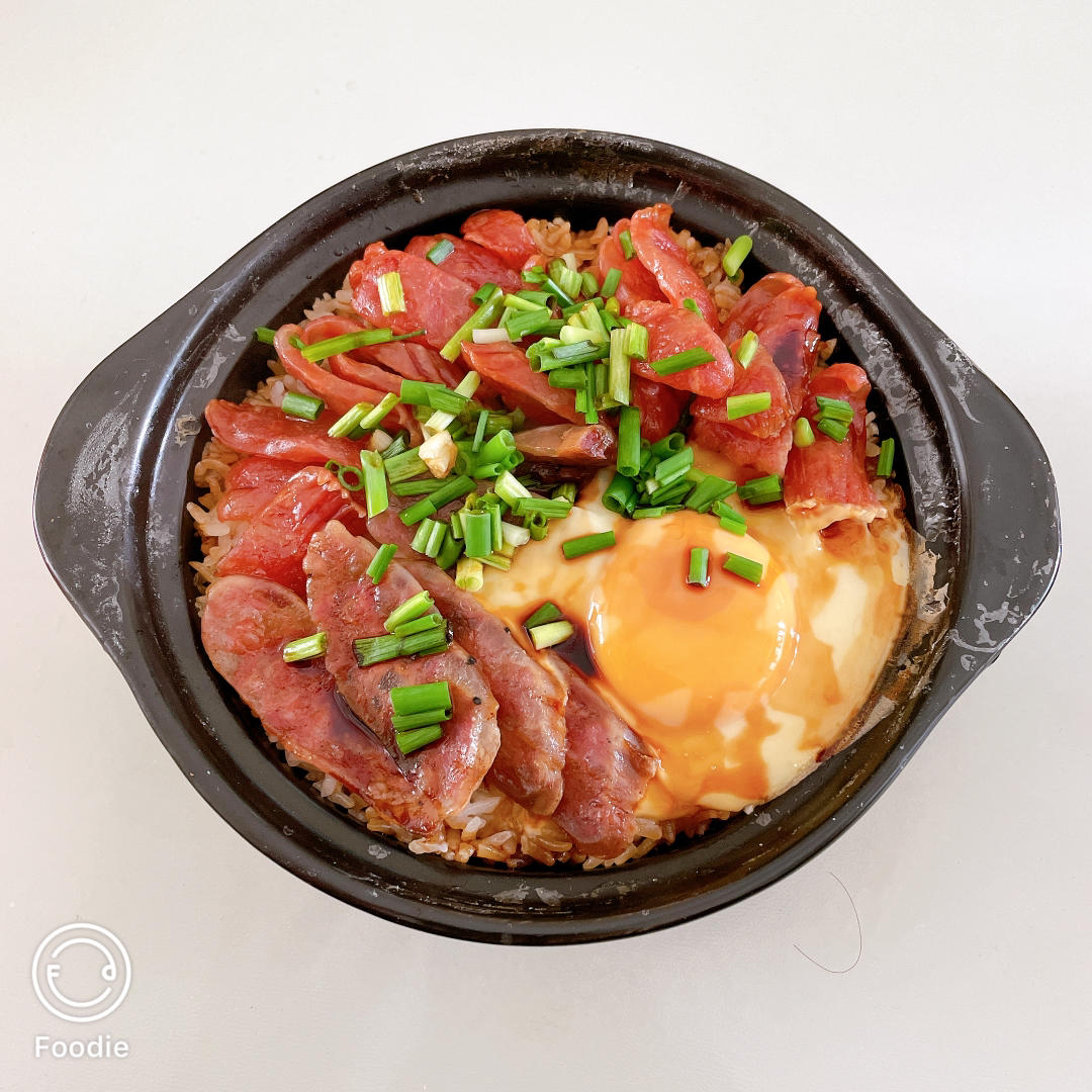 香肠煲仔饭