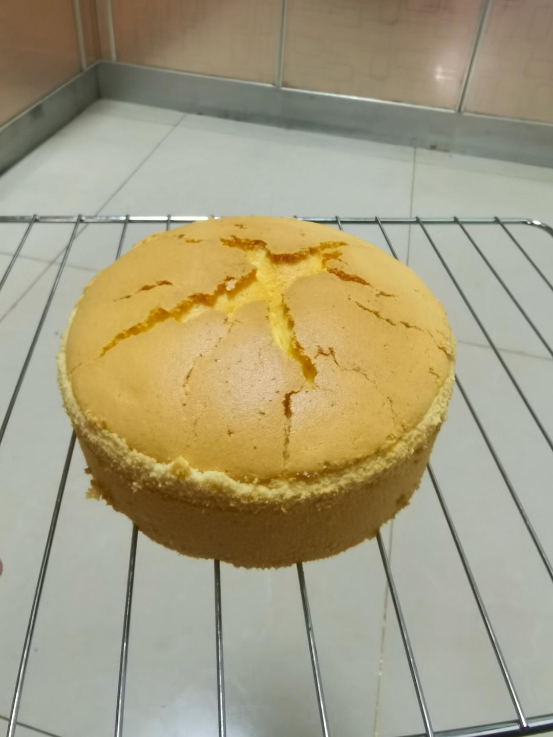 超柔软6寸戚风蛋糕(附8寸配方)零失败 超详细‼️含操作视频