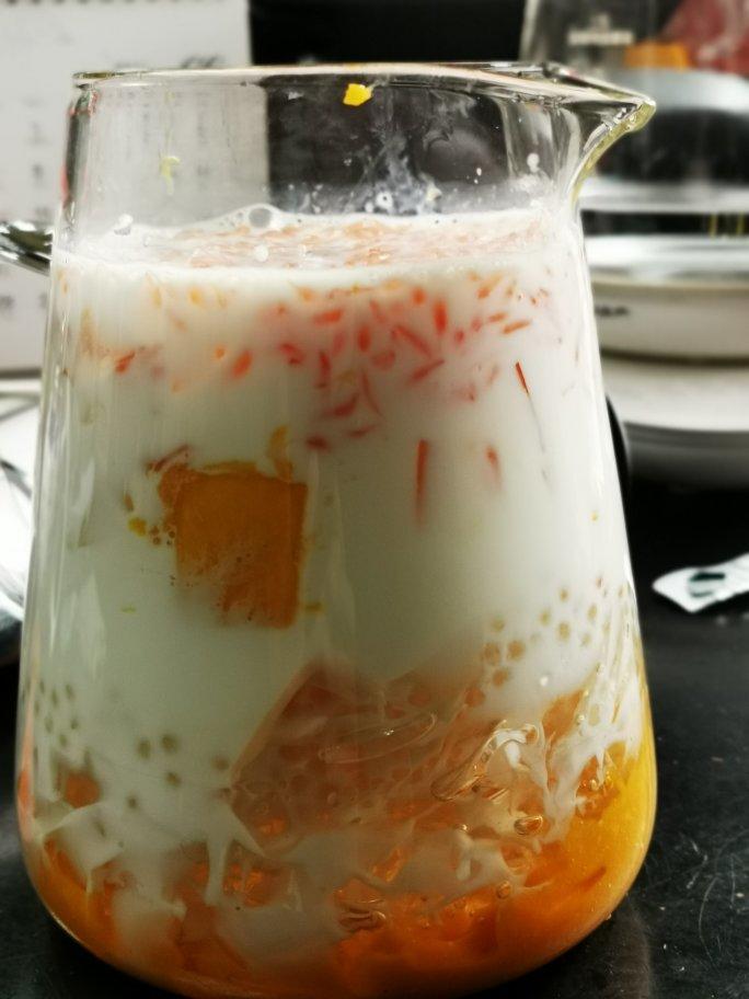港式甜品——杨枝甘露(芒果西米露)附芒果花切法