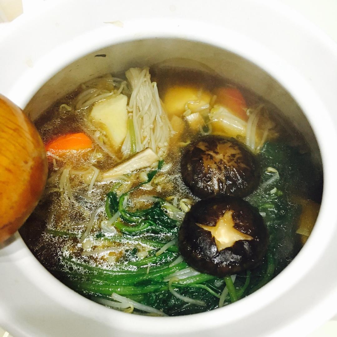 寿喜烧（日式牛肉火锅）