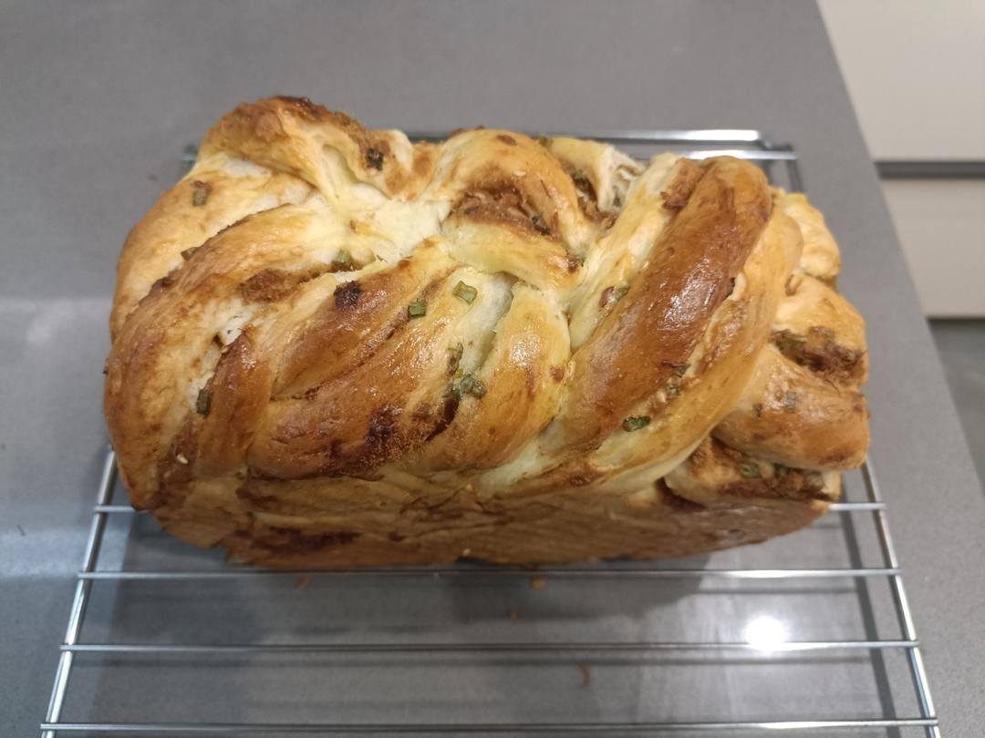 香葱肉松手撕吐司