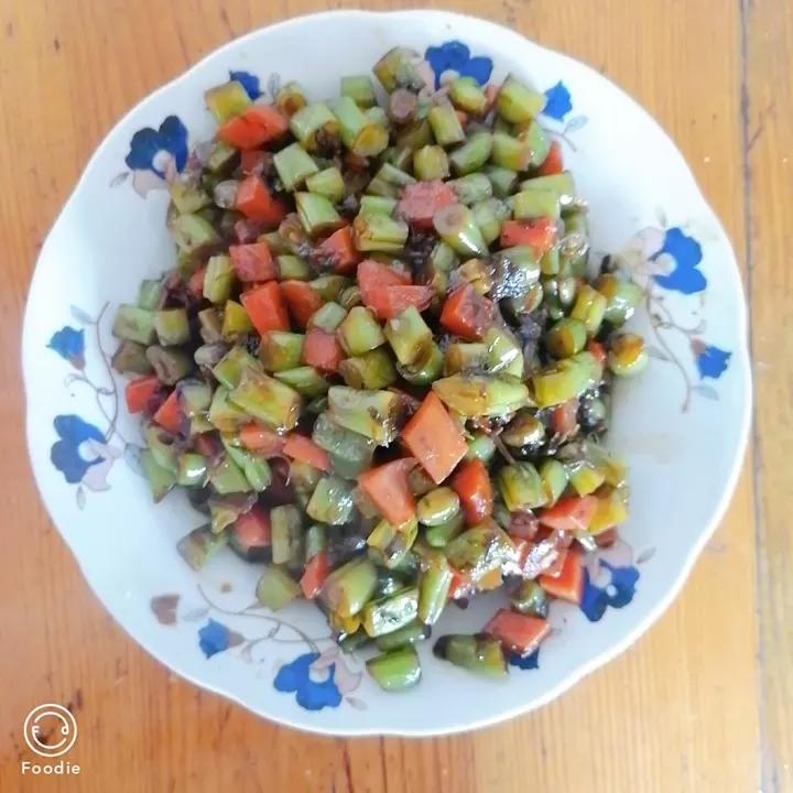 橄榄菜四季豆