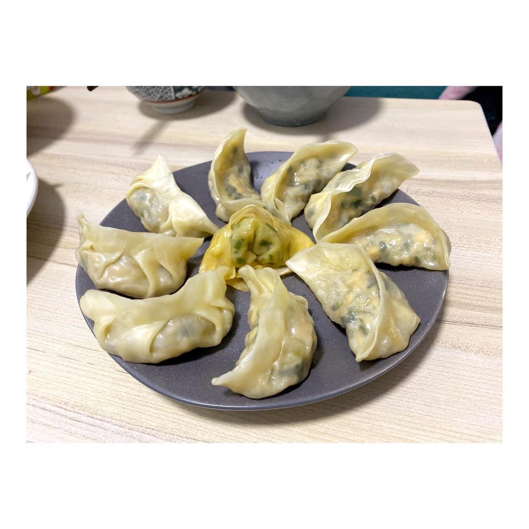 韭菜鸡蛋粉条水饺