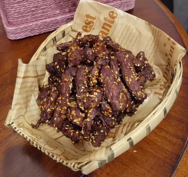自制牛肉干（贼好吃还简单）