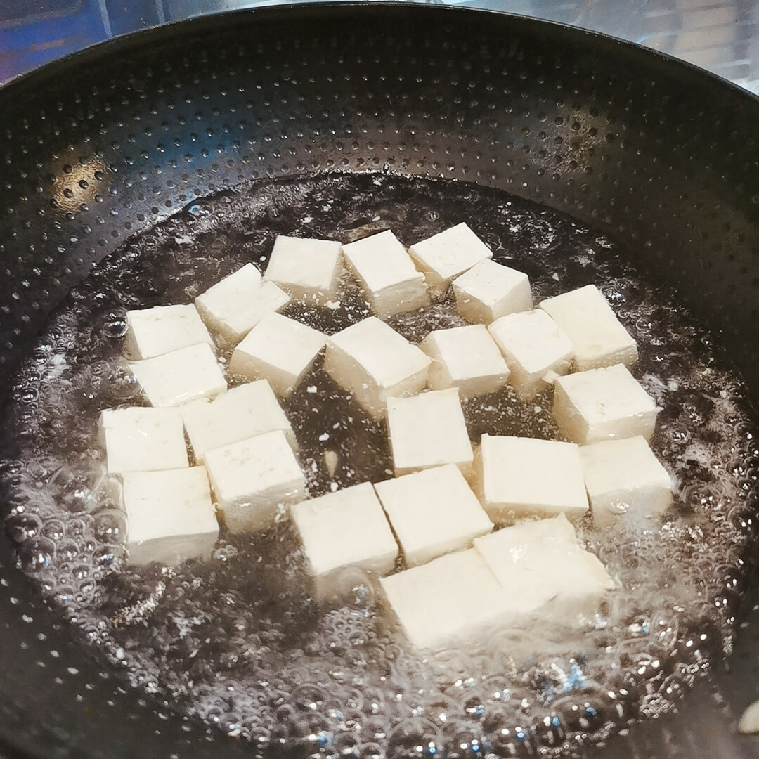 麻辣豆腐的做法 步骤2